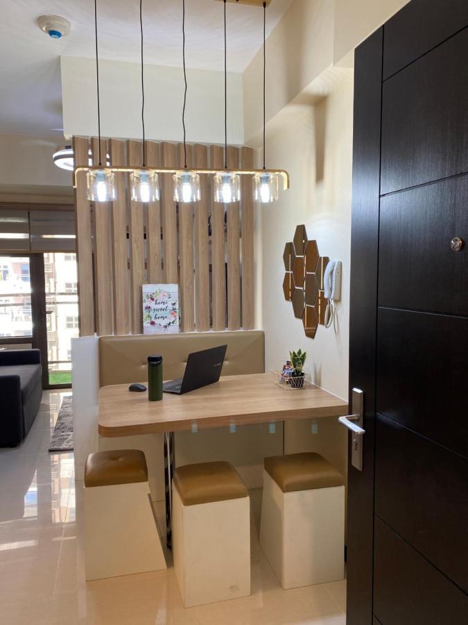 Le 10 The Radiance Manila Bay Aparthotel Pasay Bagian luar foto