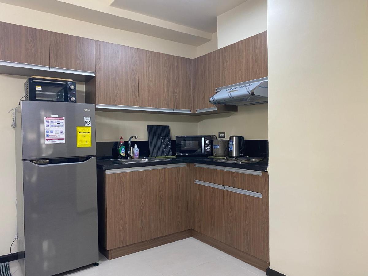 Le 10 The Radiance Manila Bay Aparthotel Pasay Bagian luar foto